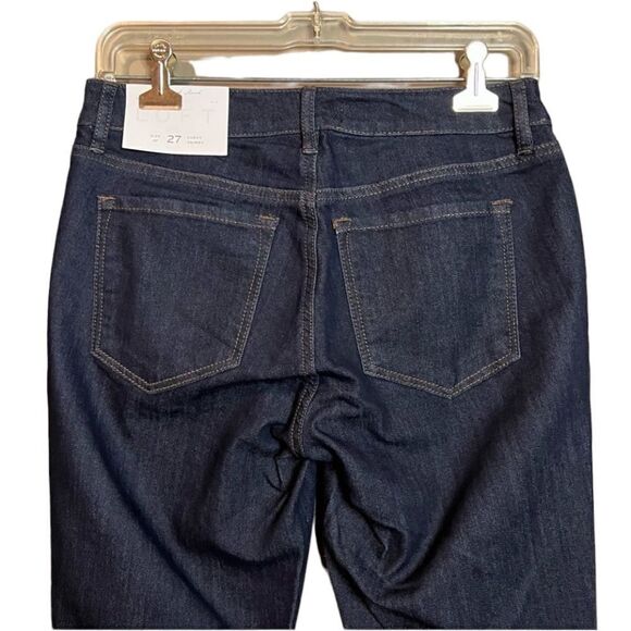 NWT! Loft dark wash curvy skinny jeans. - Picture 10 of 11